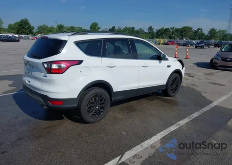 2018 Ford Escape Se из США, поврежденный, VIN 1FMCU9GD7JUD03751